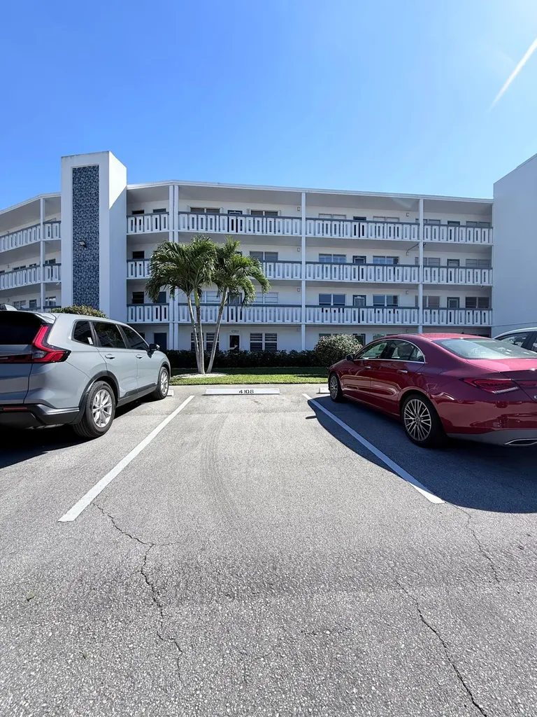 4108 Oakridge V Deerfield Beach FL 33442