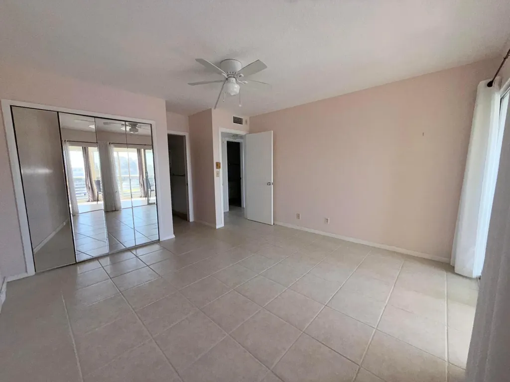 4108 Oakridge V Deerfield Beach FL 33442