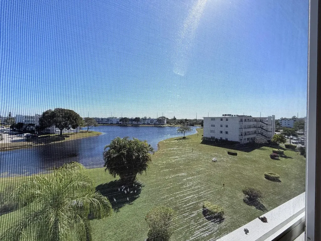 4108 Oakridge V Deerfield Beach FL 33442