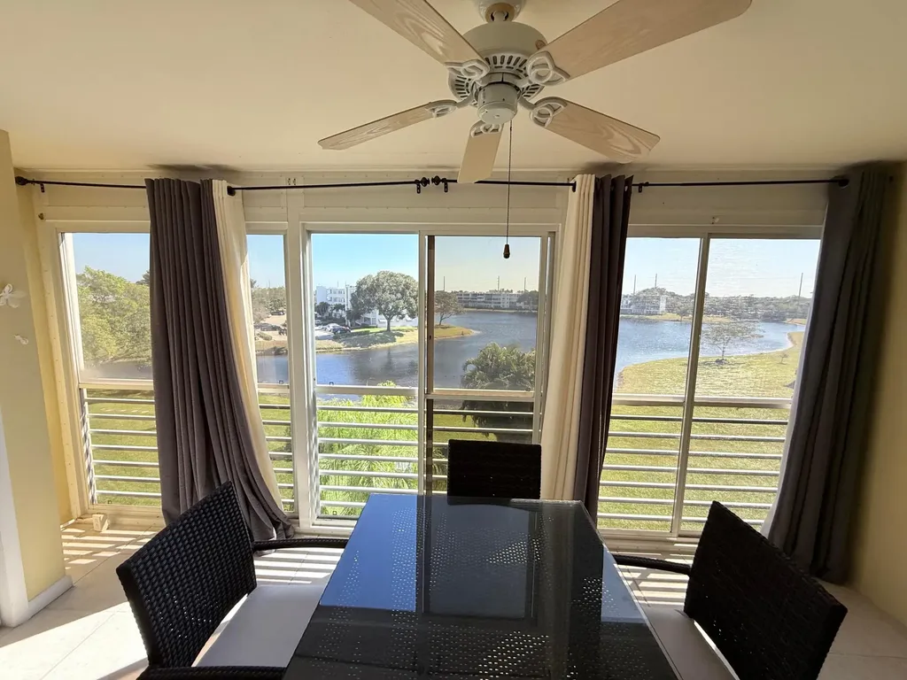 4108 Oakridge V Deerfield Beach FL 33442