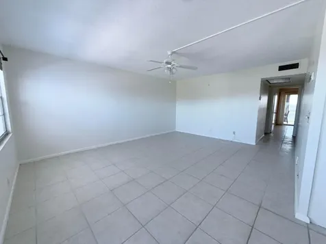4108 Oakridge V Deerfield Beach FL 33442