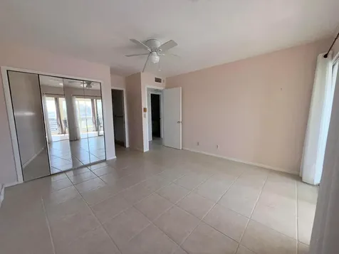 4108 Oakridge V Deerfield Beach FL 33442