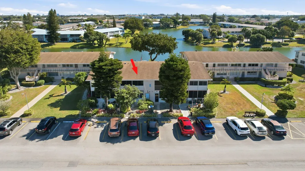 47 Berkshire B Crescent West Palm Beach FL 33417