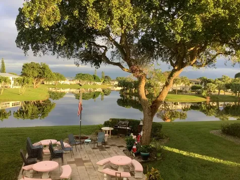 47 Berkshire B Crescent West Palm Beach FL 33417