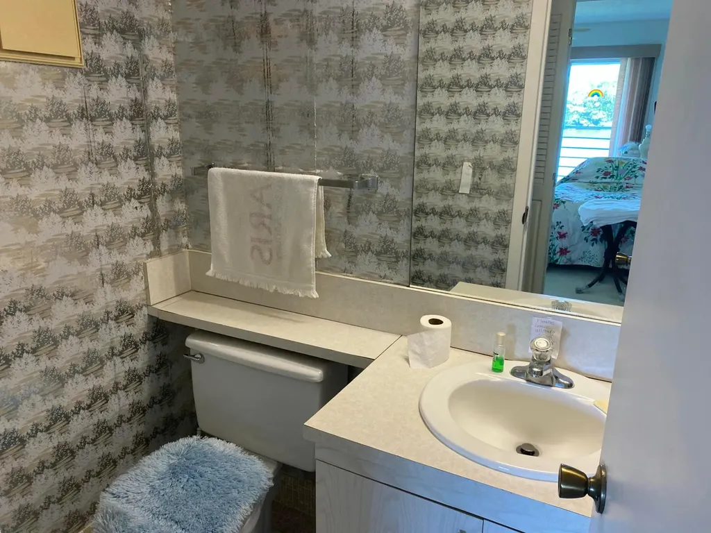 2054 Ainslie D Boca Raton FL 33434