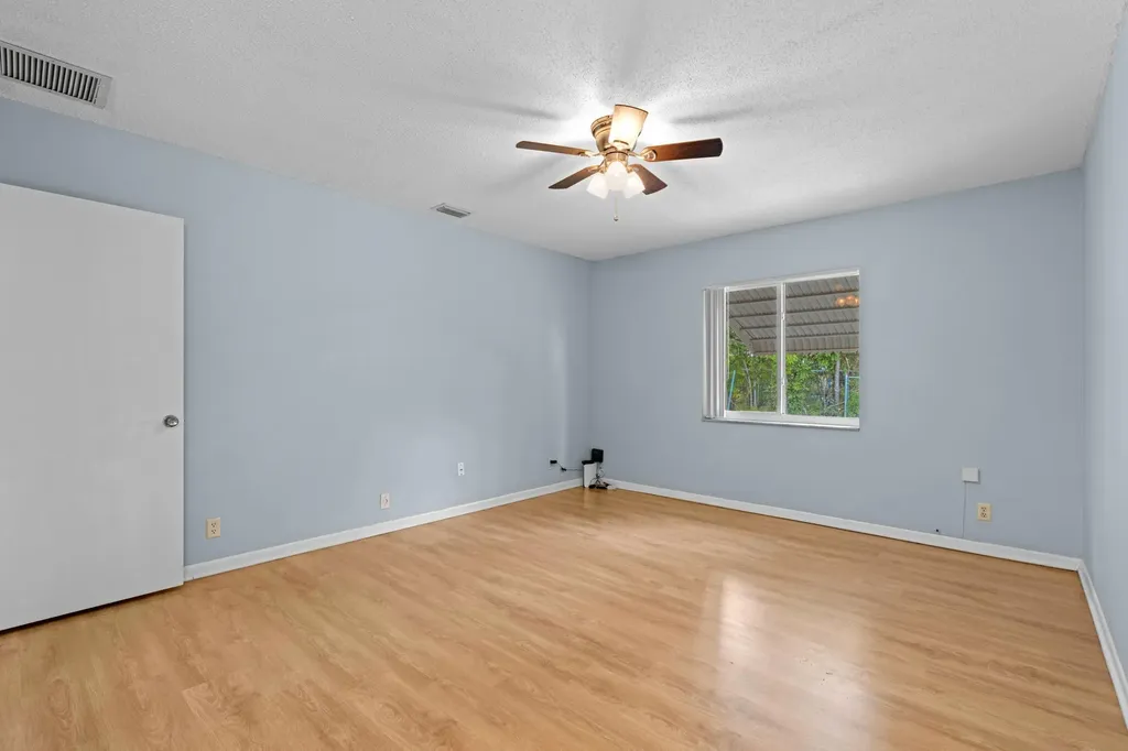 8555 Bella Vista Drive Boca Raton FL 33433