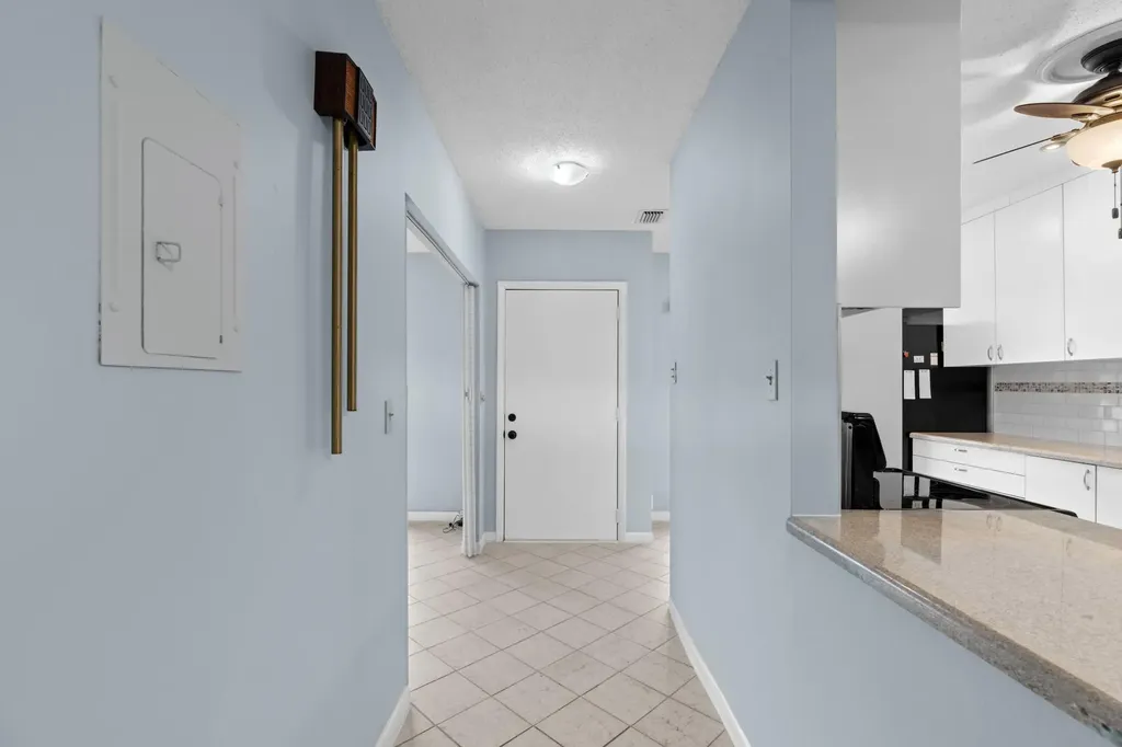 8555 Bella Vista Drive Boca Raton FL 33433