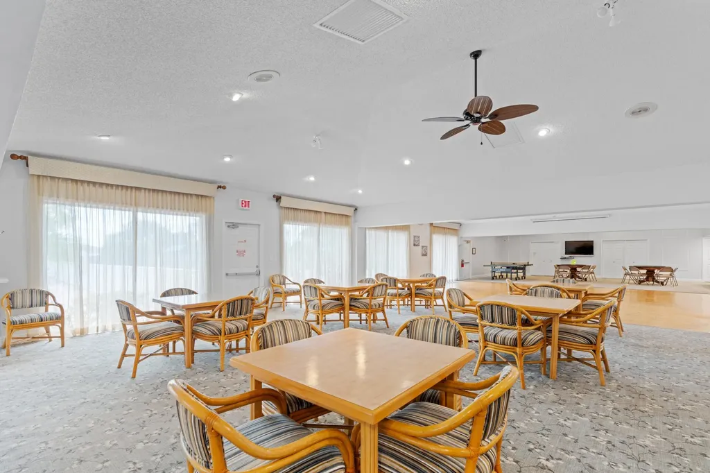 8555 Bella Vista Drive Boca Raton FL 33433