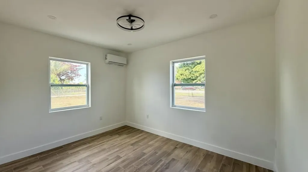 26 SW 10th Avenue Delray Beach FL 33444
