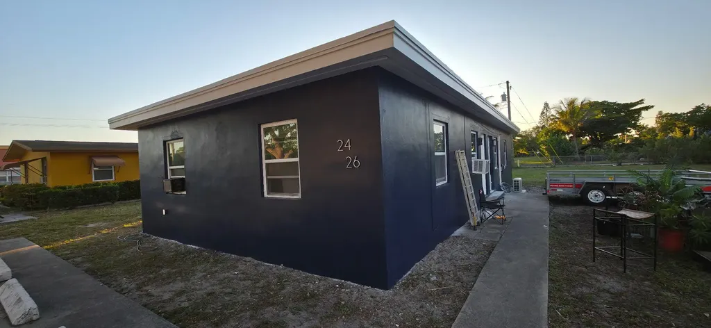 26 SW 10th Avenue Delray Beach FL 33444