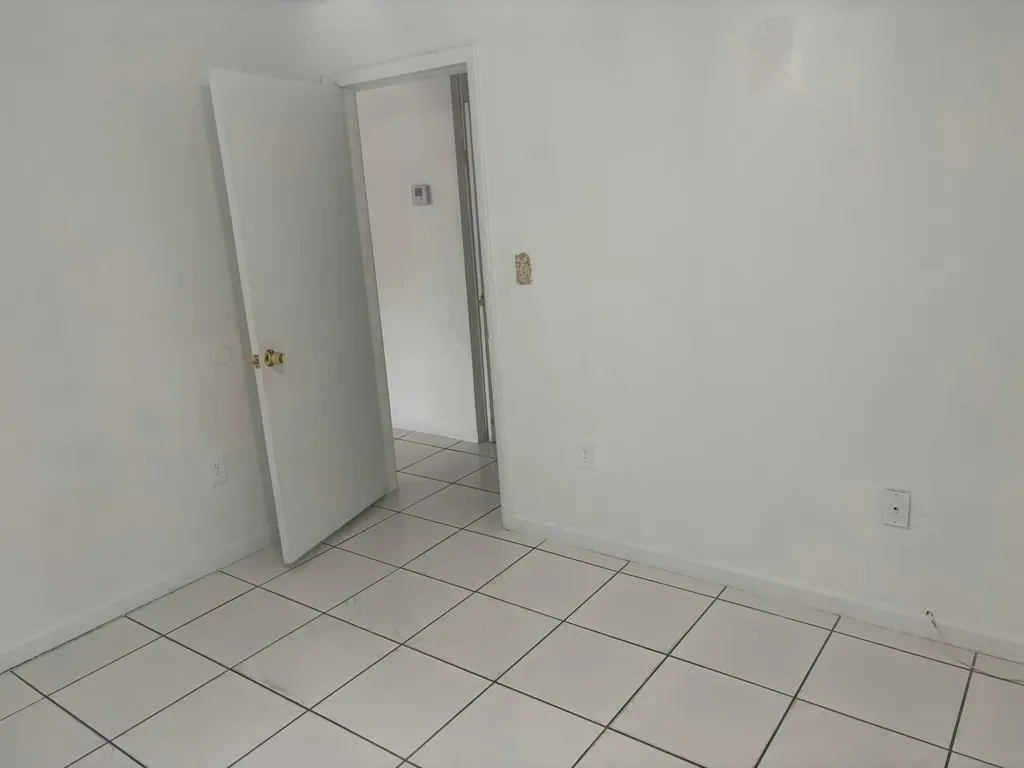 4369 State Drive West Palm Beach FL 33406