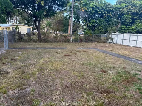 4369 State Drive West Palm Beach FL 33406