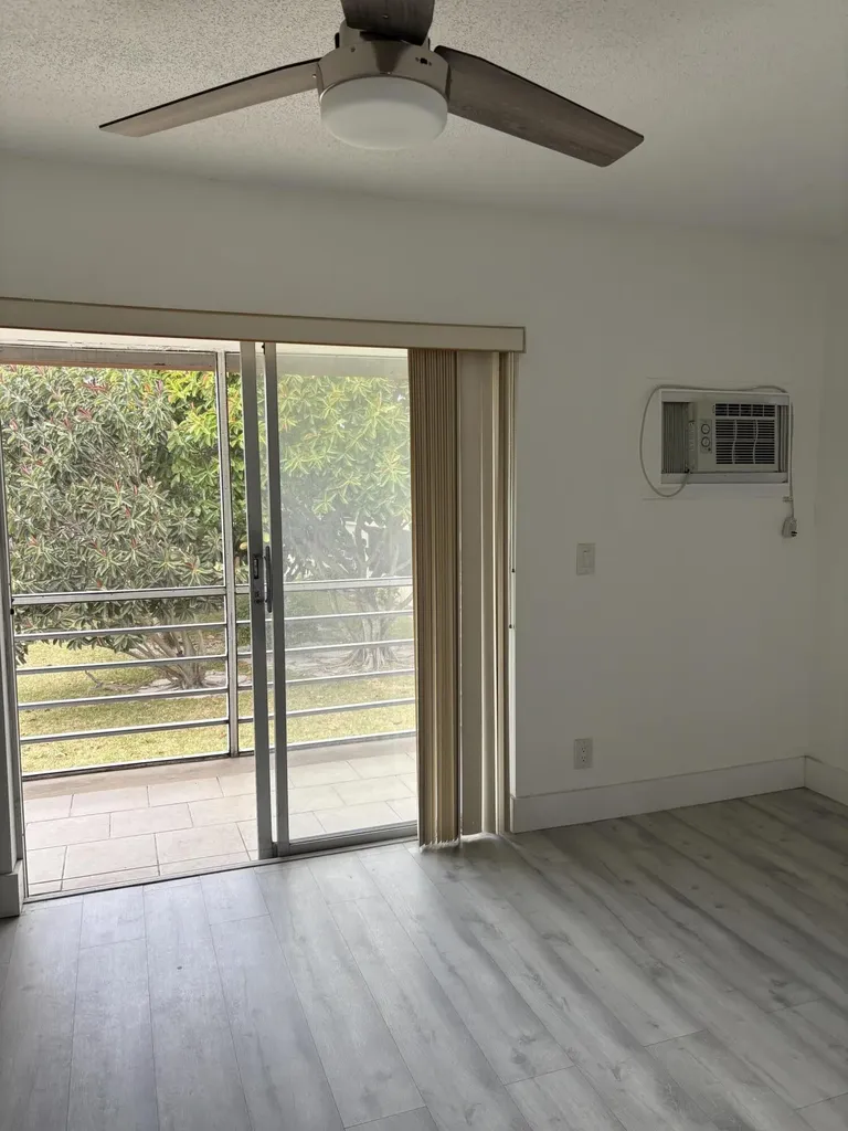374 Camden P West Palm Beach FL 33417