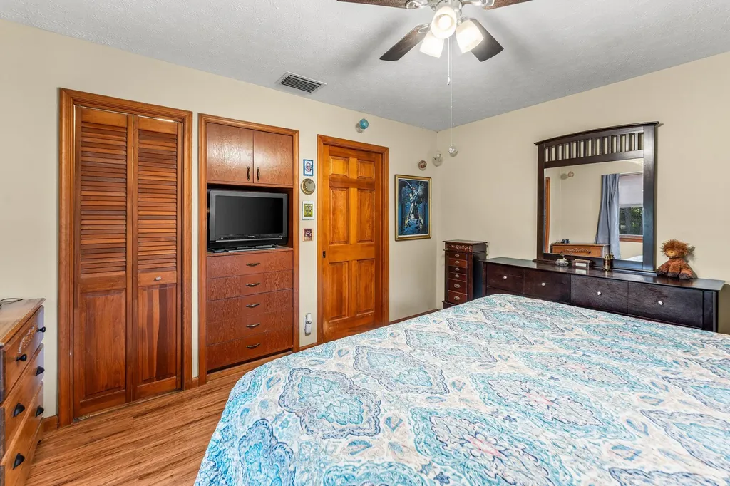 17956 46th Court N The Acreage FL 33470