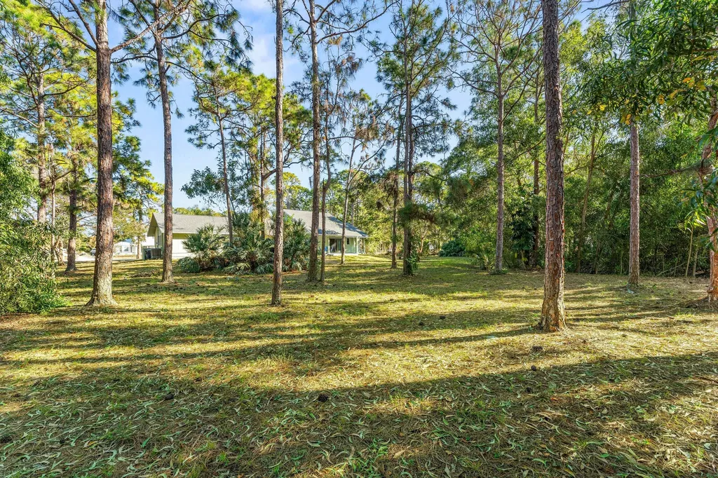 17956 46th Court N The Acreage FL 33470
