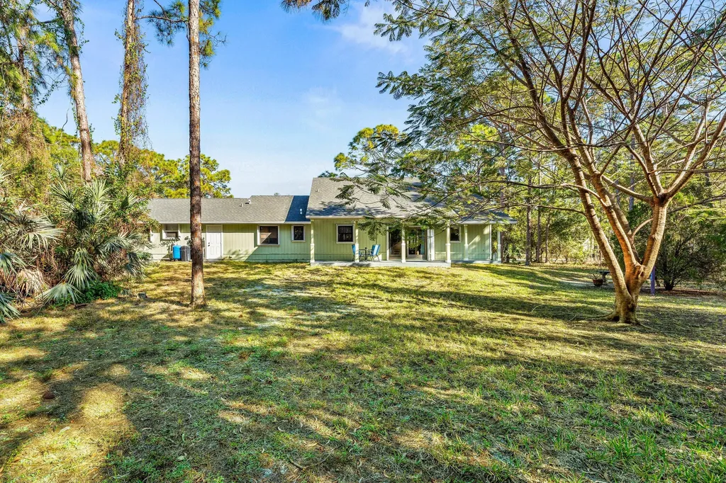 17956 46th Court N The Acreage FL 33470