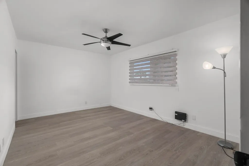 5 Abbey Lane Delray Beach FL 33446