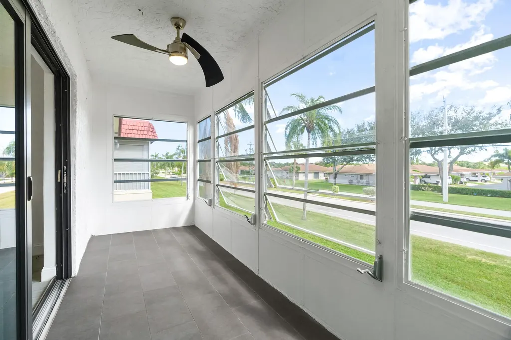 5 Abbey Lane Delray Beach FL 33446