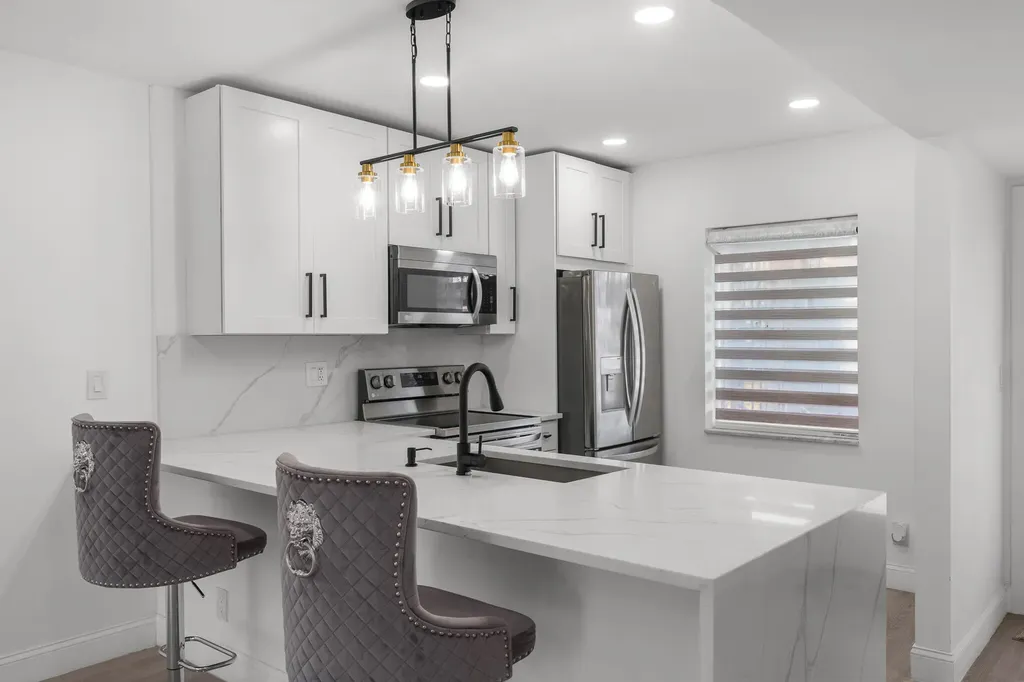 5 Abbey Lane Delray Beach FL 33446