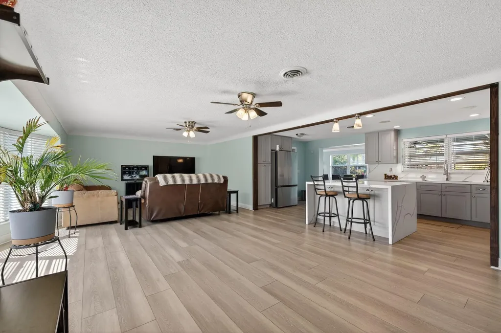 1223 Isle Court Boynton Beach FL 33426