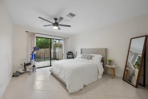 476 Goldenwood Way Wellington FL 33414