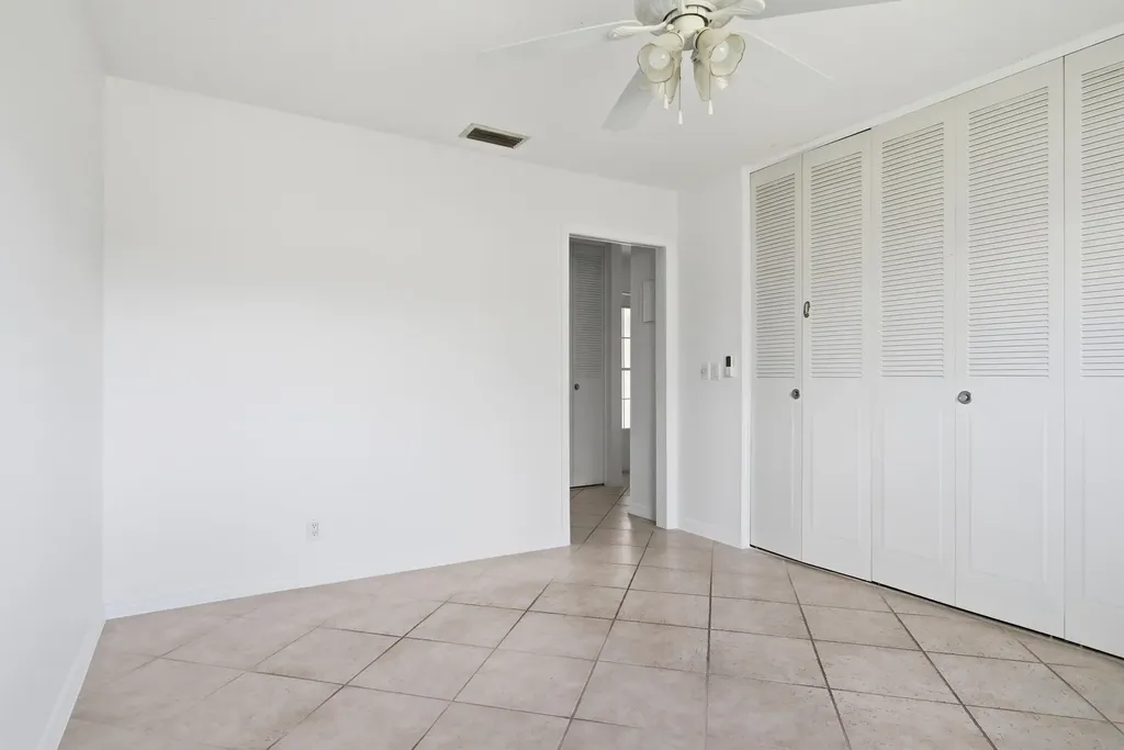 2965 Ashley Drive W West Palm Beach FL 33415