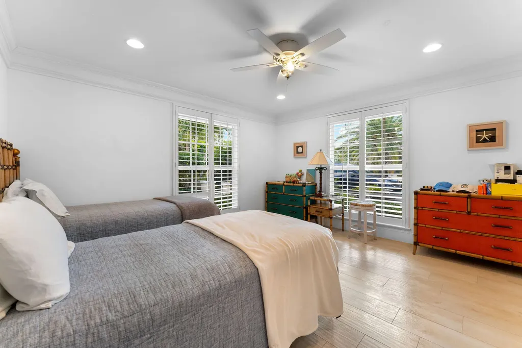 11354 Golfview Lane North Palm Beach FL 33408