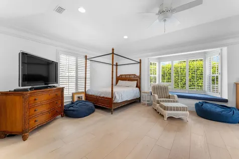 11354 Golfview Lane North Palm Beach FL 33408
