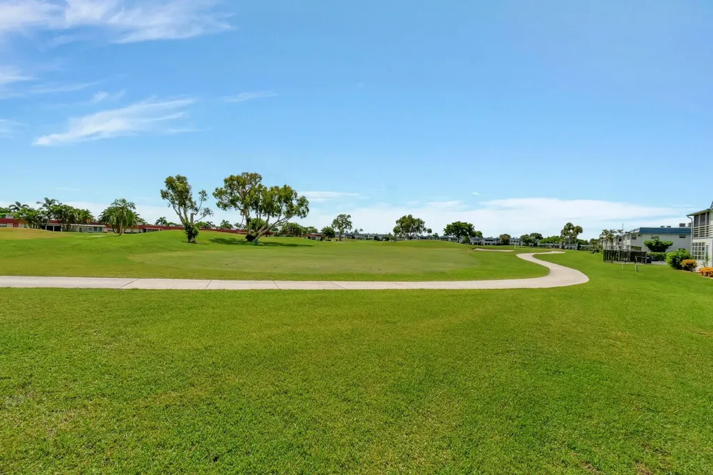 91 Waterford D Delray Beach FL 33446