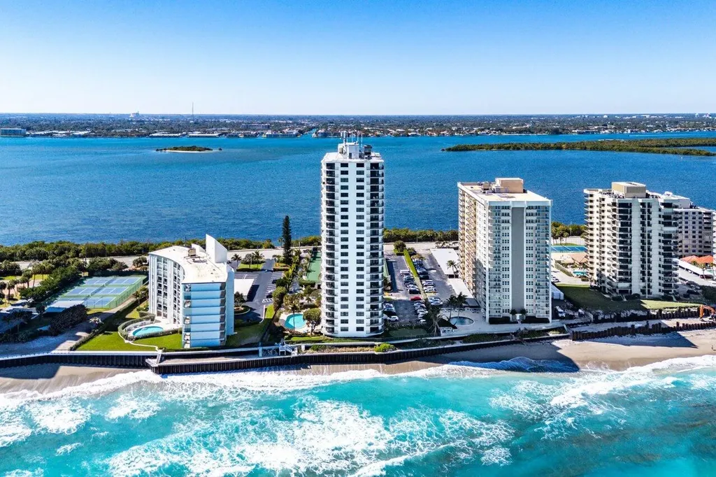 5420 N Ocean Drive Singer Island FL 33404