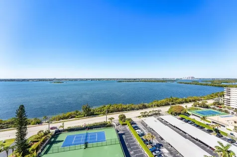 5420 N Ocean Drive Singer Island FL 33404