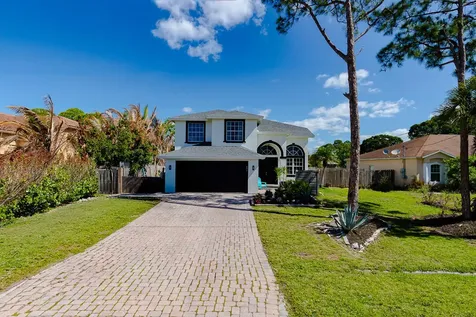 677 NW Marion Avenue Port St Lucie FL 34983