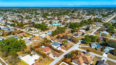 677 NW Marion Avenue Port St Lucie FL 34983