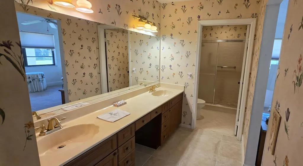 6043 Parkwalk Drive Boynton Beach FL 33472