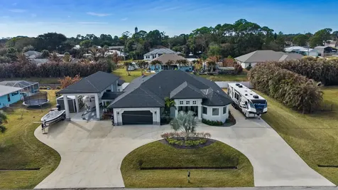 2056 SW Aaron Lane Port St Lucie FL 34953