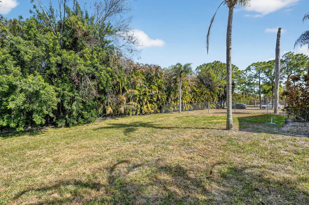 15315 78th Drive N Palm Beach Gardens FL 33418