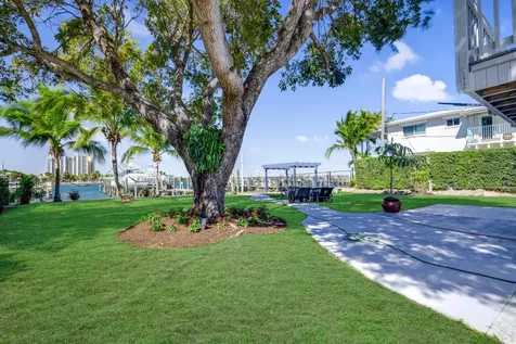 2649 Lake Drive Singer Island FL 33404