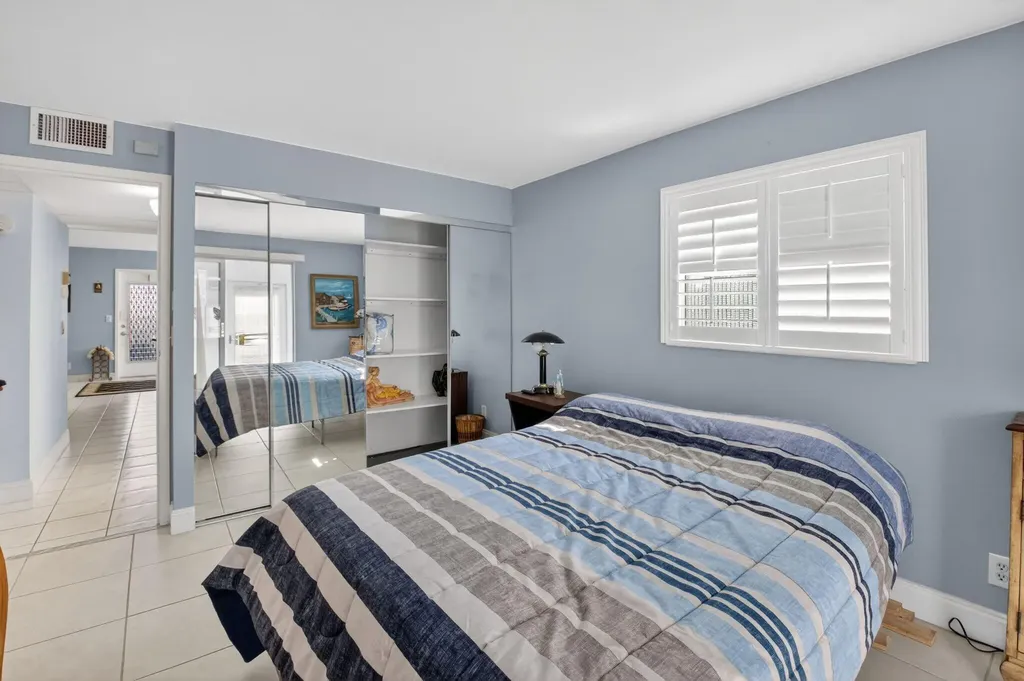 61 Brittany B Delray Beach FL 33446