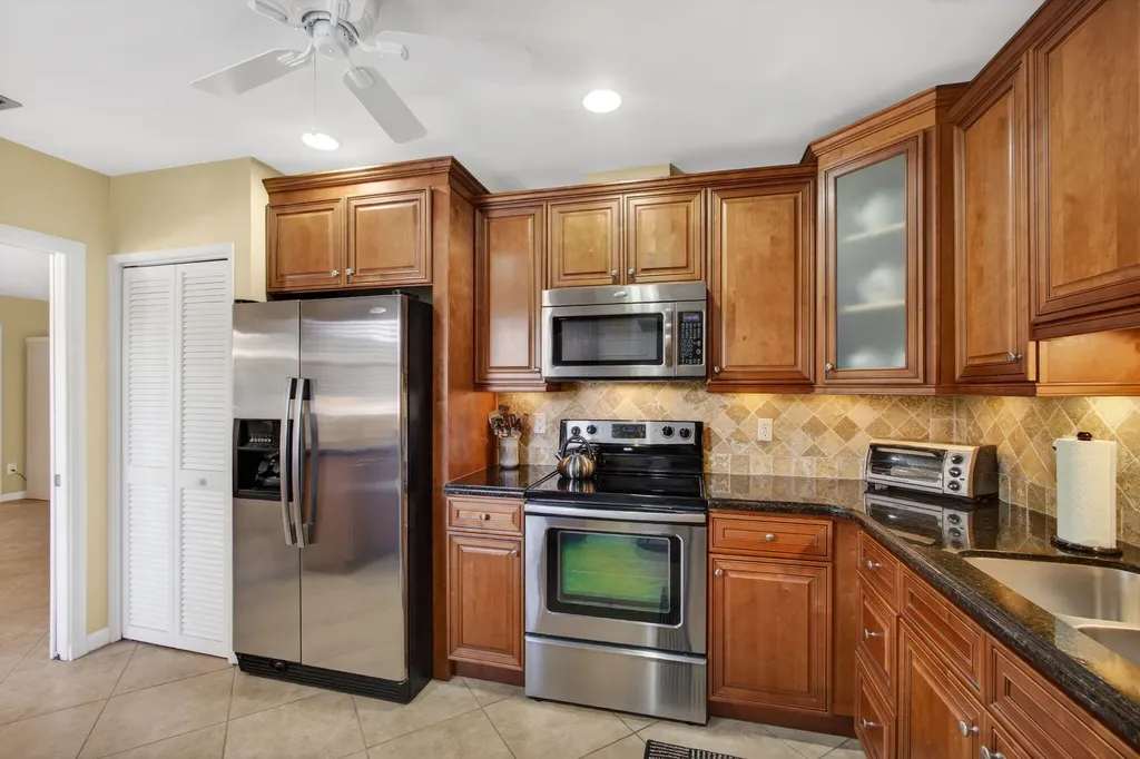 17 SE Turtle Creek Drive Jupiter FL 33469
