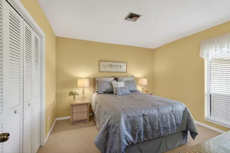 17 SE Turtle Creek Drive Jupiter FL 33469
