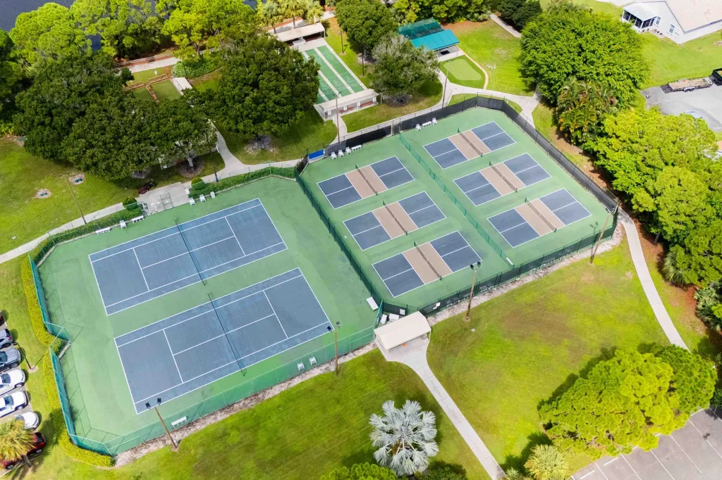 376 NW Sherry Lane Port St Lucie FL 34986