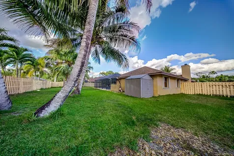 301 Knotty Wood Lane Wellington FL 33414