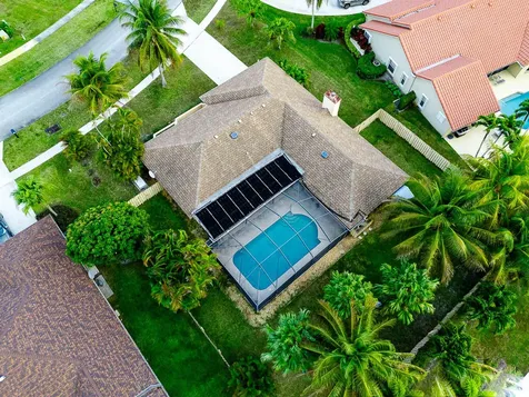 301 Knotty Wood Lane Wellington FL 33414