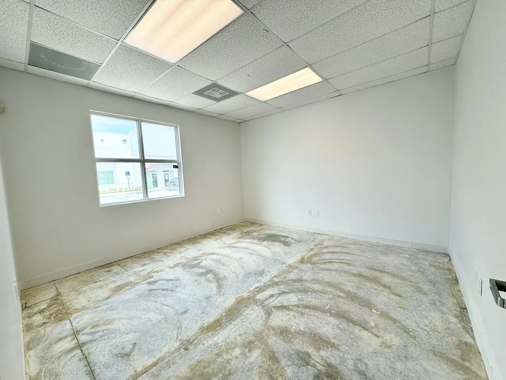 4324 NW 120th Avenue Coral Springs FL 33065