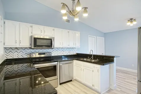 211 SW North Wakefield Circle Port St Lucie FL 34953