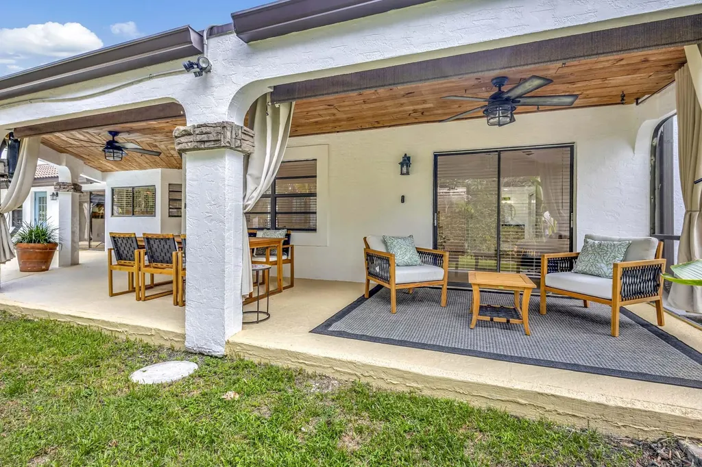 1915 Newhaven Avenue Wellington FL 33414