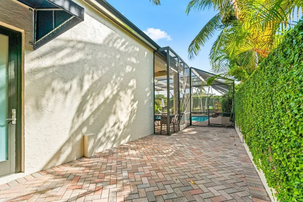 14170 Calypso Lane Wellington FL 33414
