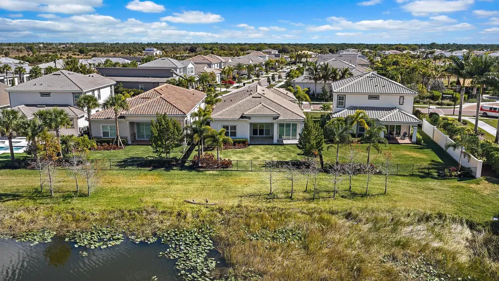 10772 Northbrook Circle Palm Beach Gardens FL 33412