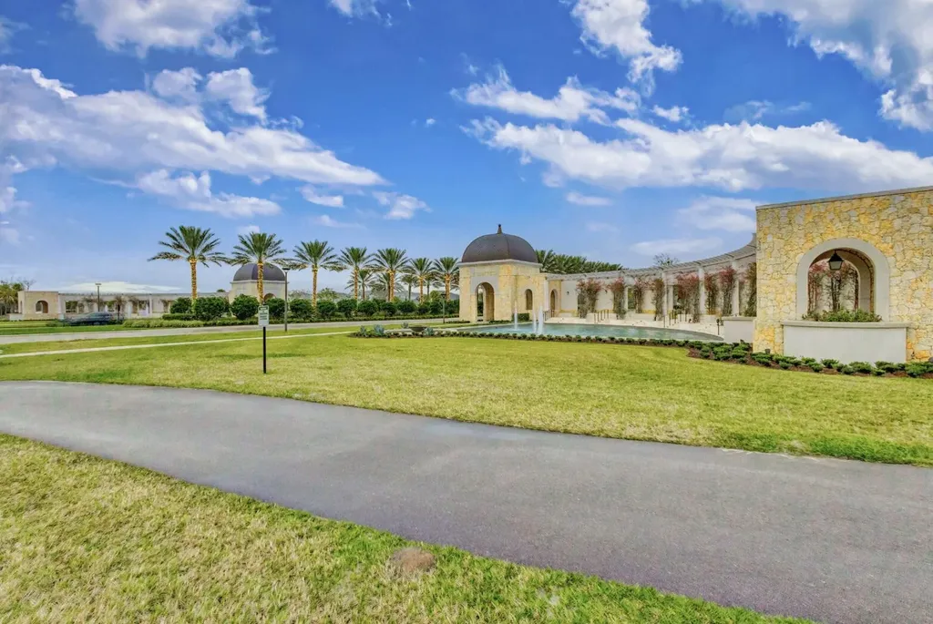 10772 Northbrook Circle Palm Beach Gardens FL 33412