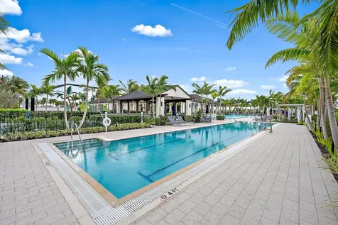 10772 Northbrook Circle Palm Beach Gardens FL 33412